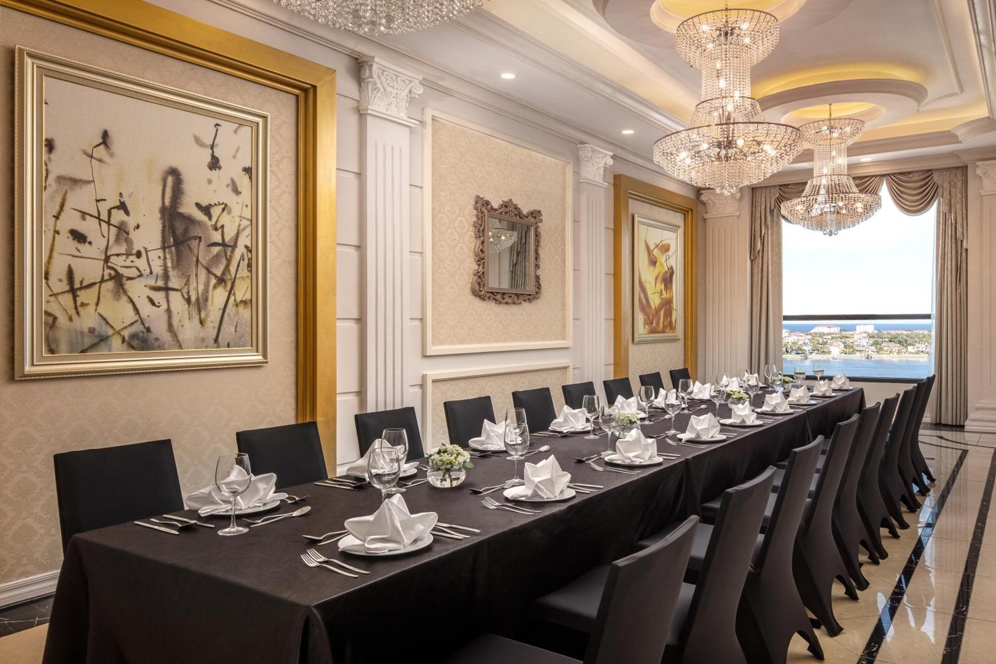 Melia Vinpearl Quang Binh 5*